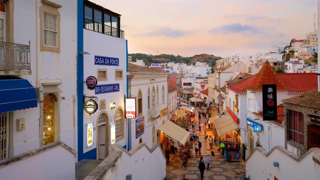 109 Reasons To Visit Apartamento