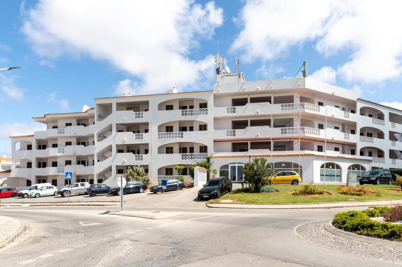 109 Reasons To Visit Apartamento *